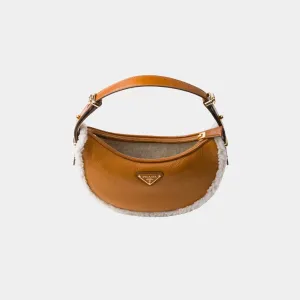 Arque Small Shearling Shoulder Bag