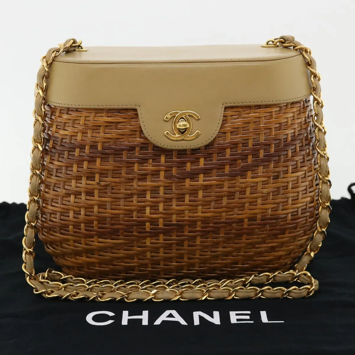 CHANEL Shoulder Bag