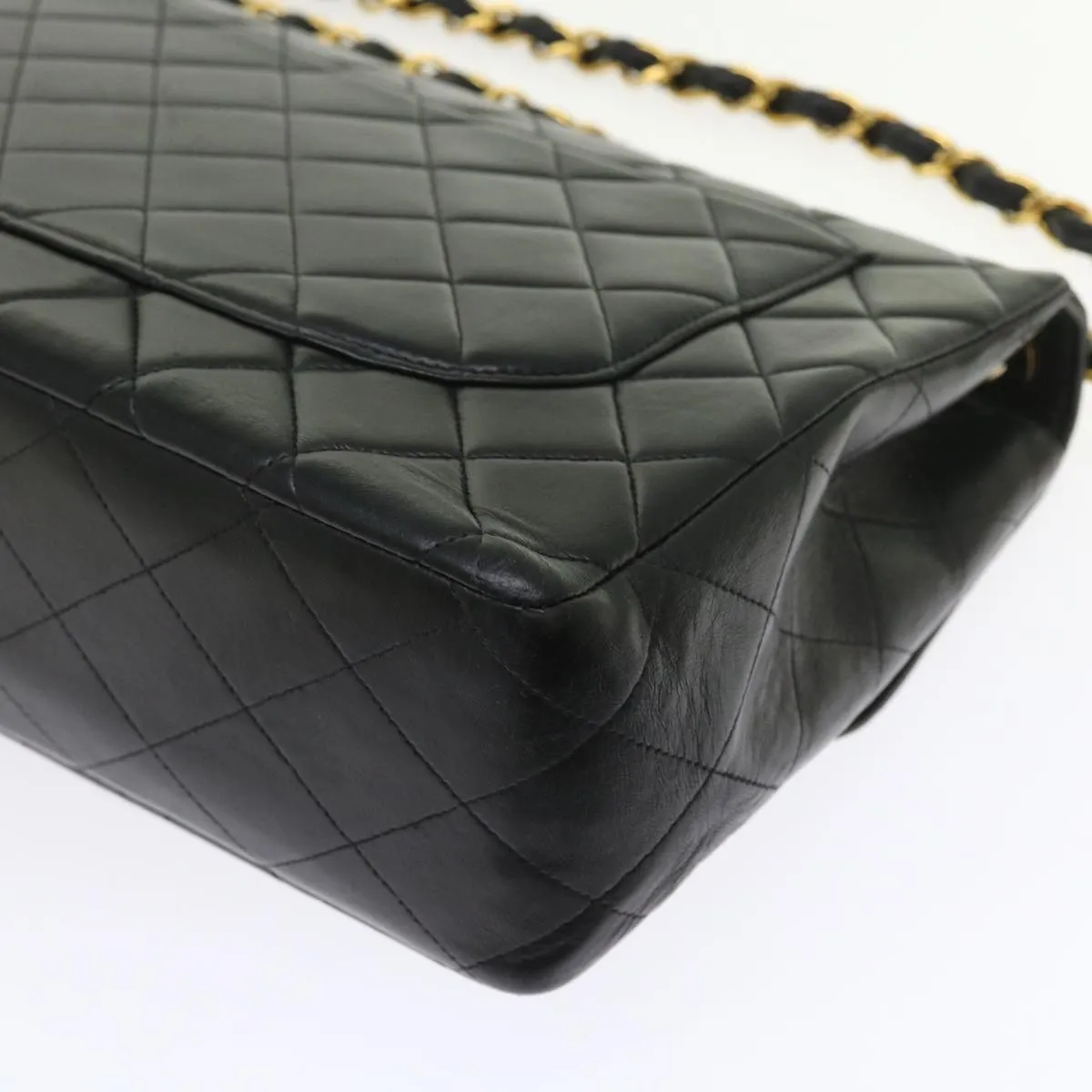 CHANEL Shoulder Bag