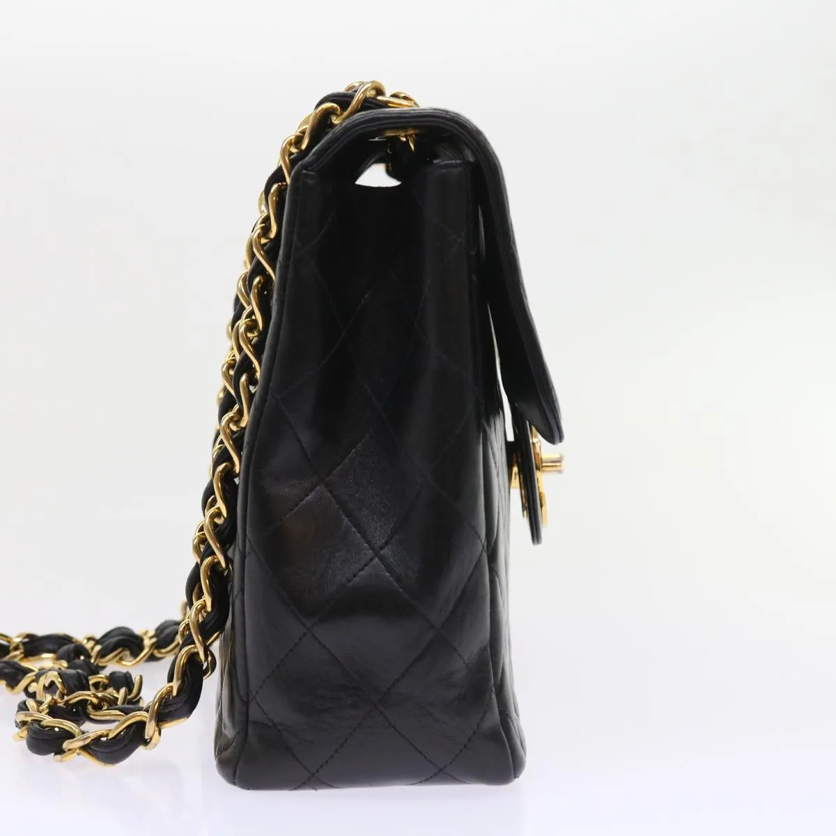 CHANEL Shoulder Bag