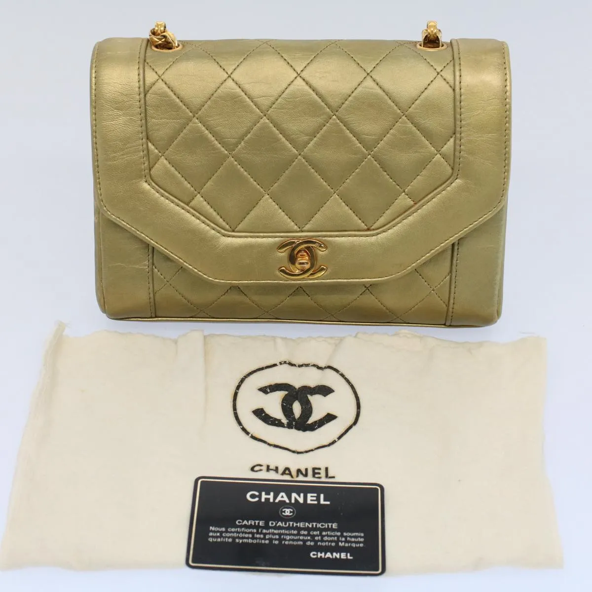 CHANEL Shoulder Bag