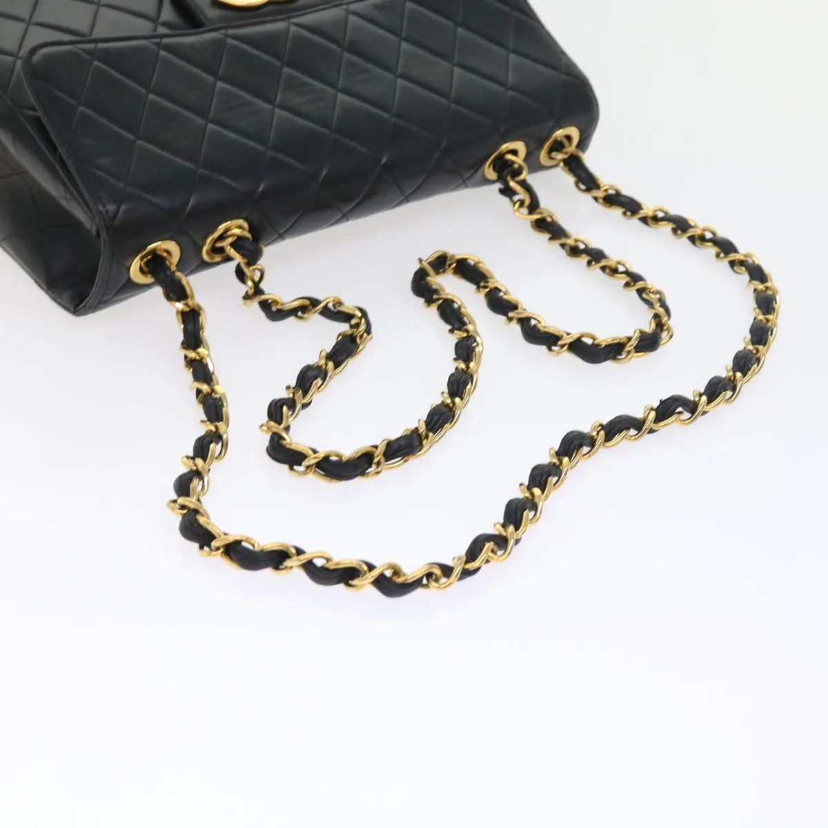 CHANEL Shoulder Bag