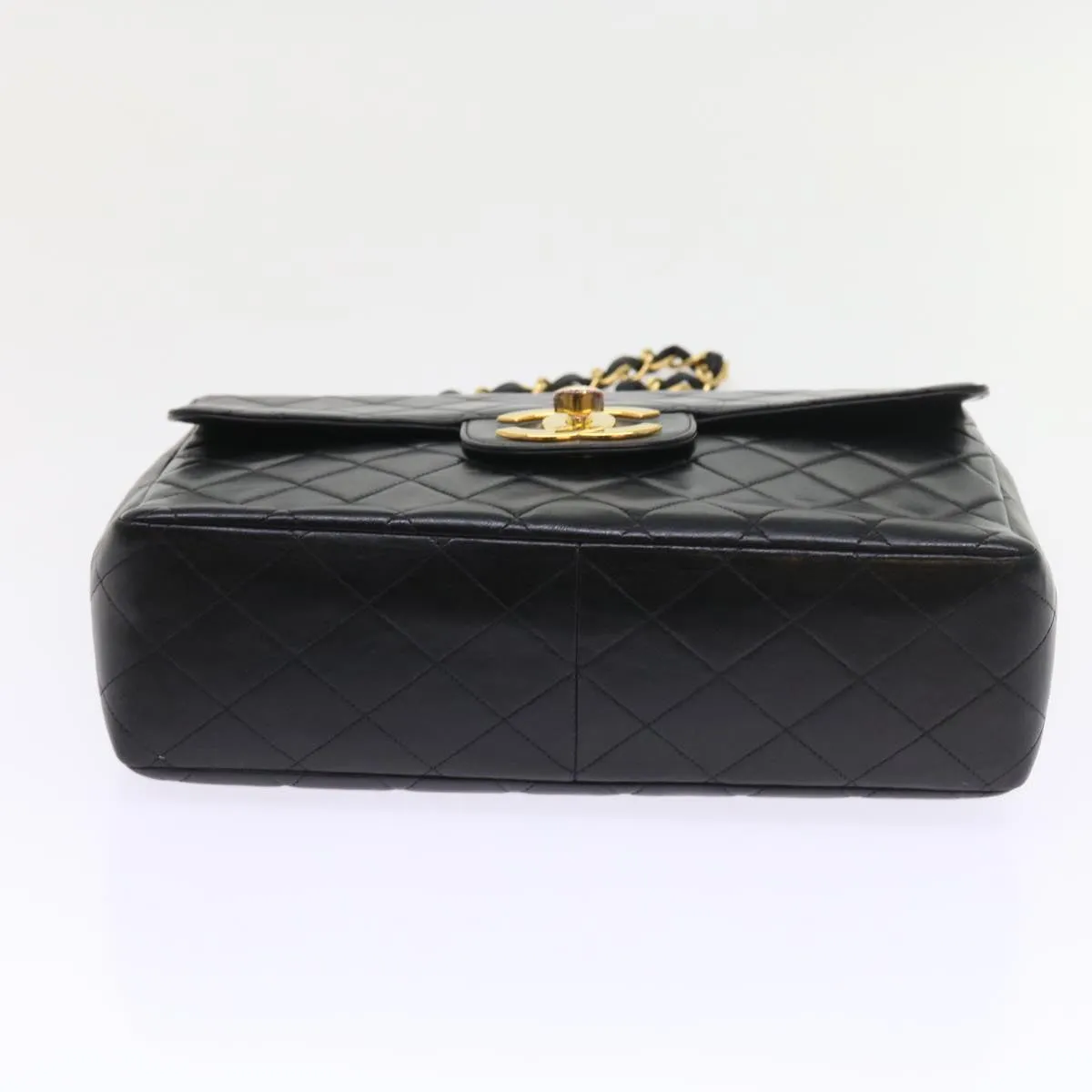 CHANEL Shoulder Bag