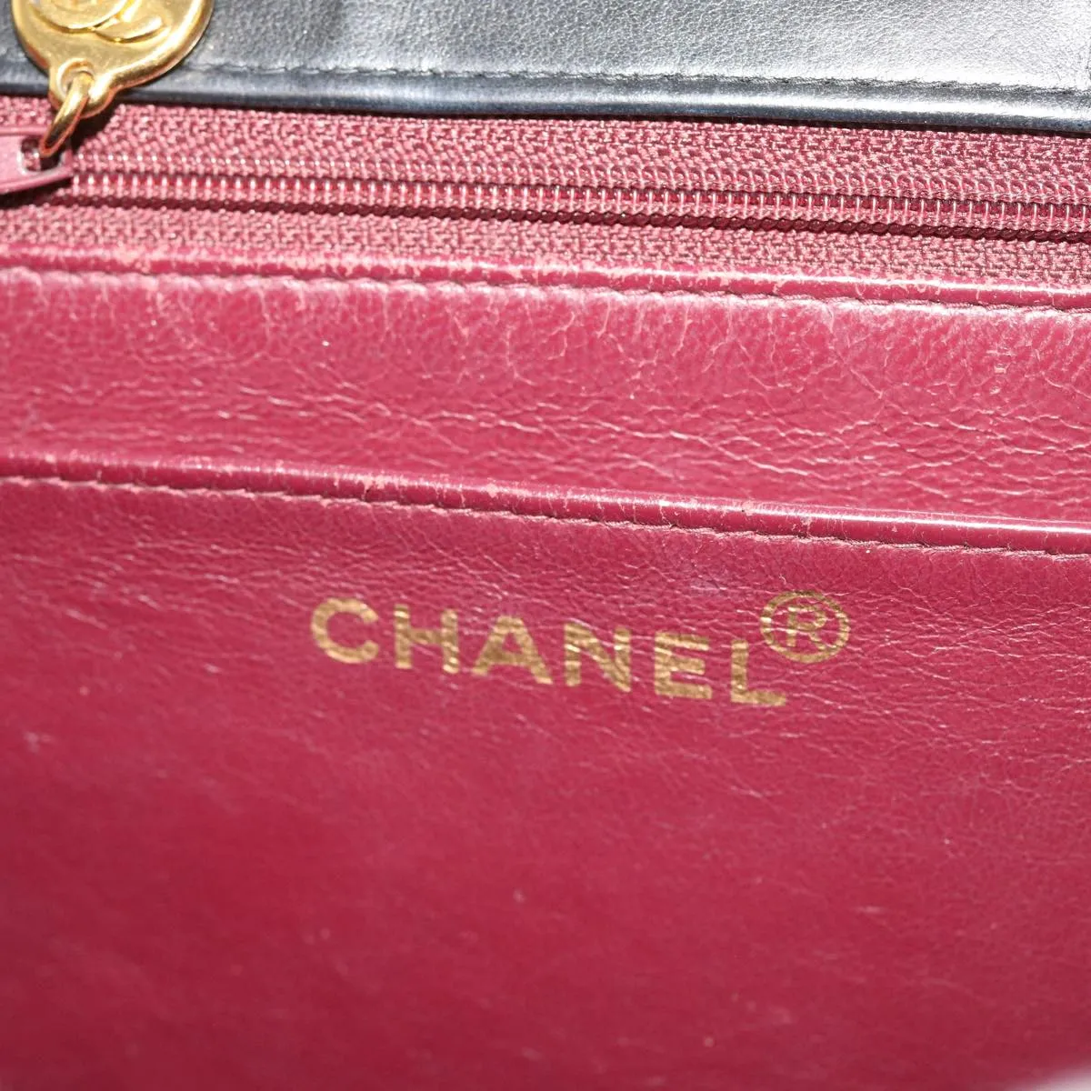 CHANEL Shoulder Bag