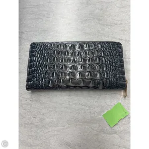Clutch Designer By Brahmin, Size: Large