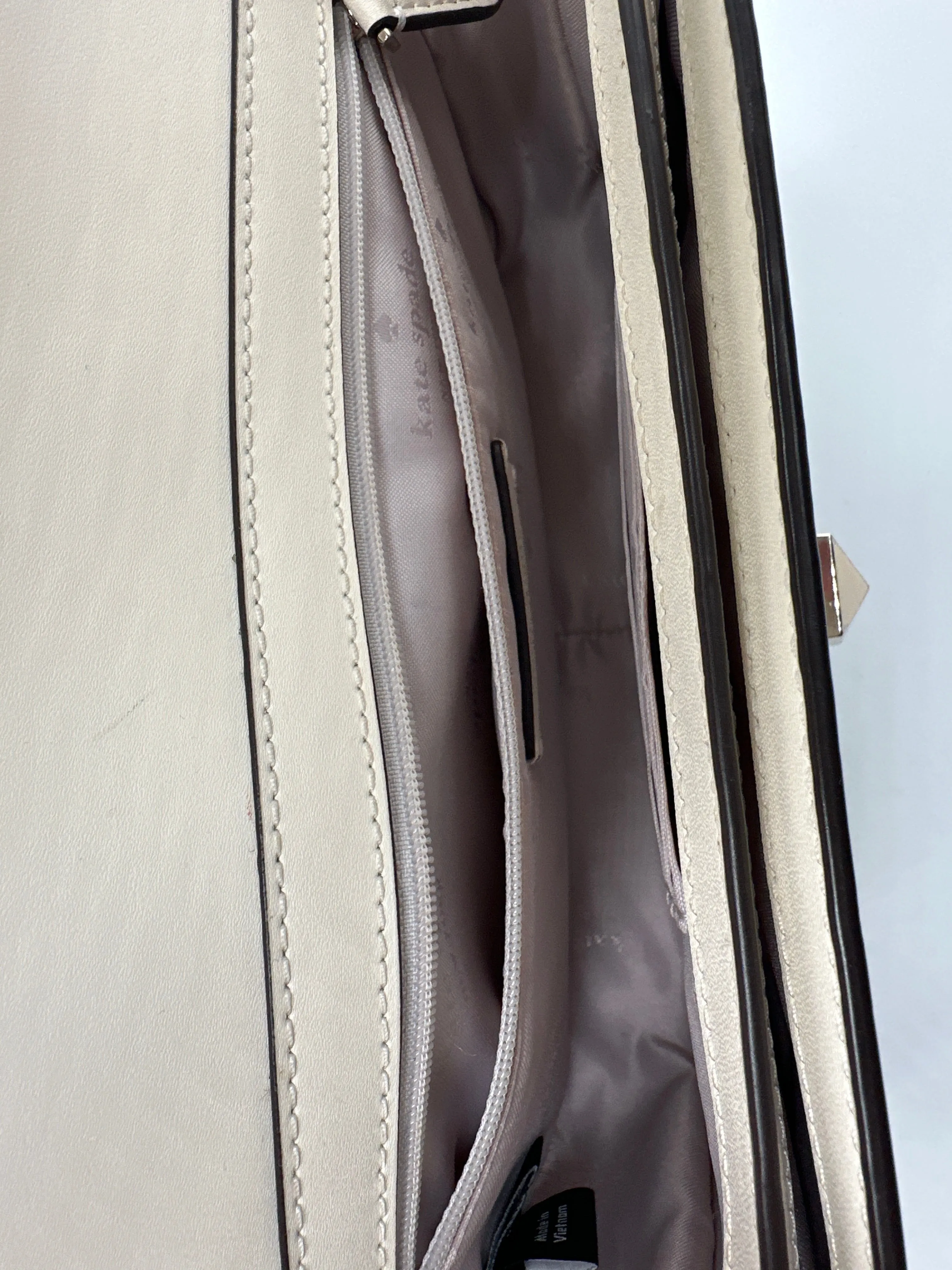Crossbody Designer By Kate Spade, Size: Medium