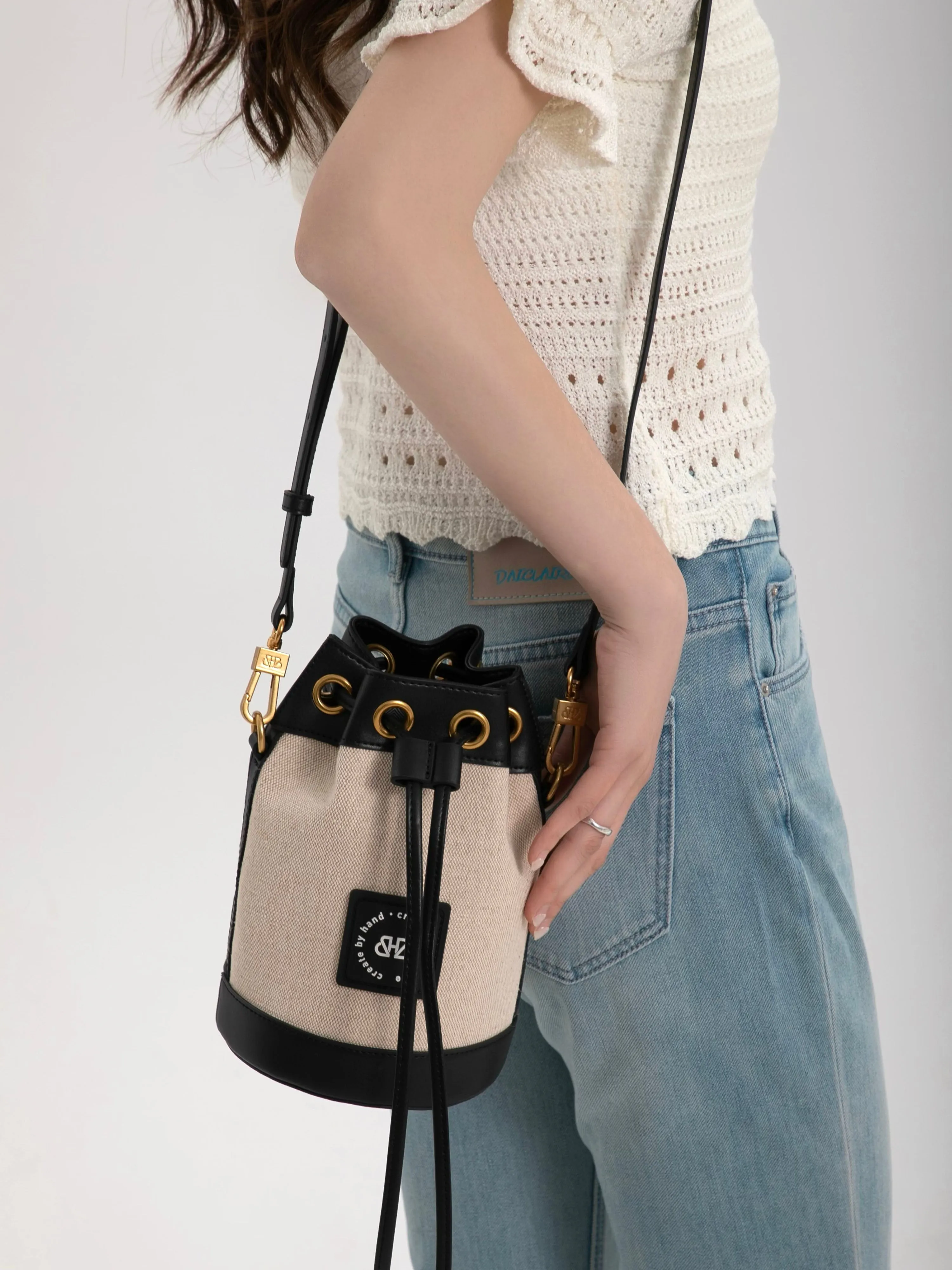 Deron Collection BLACK