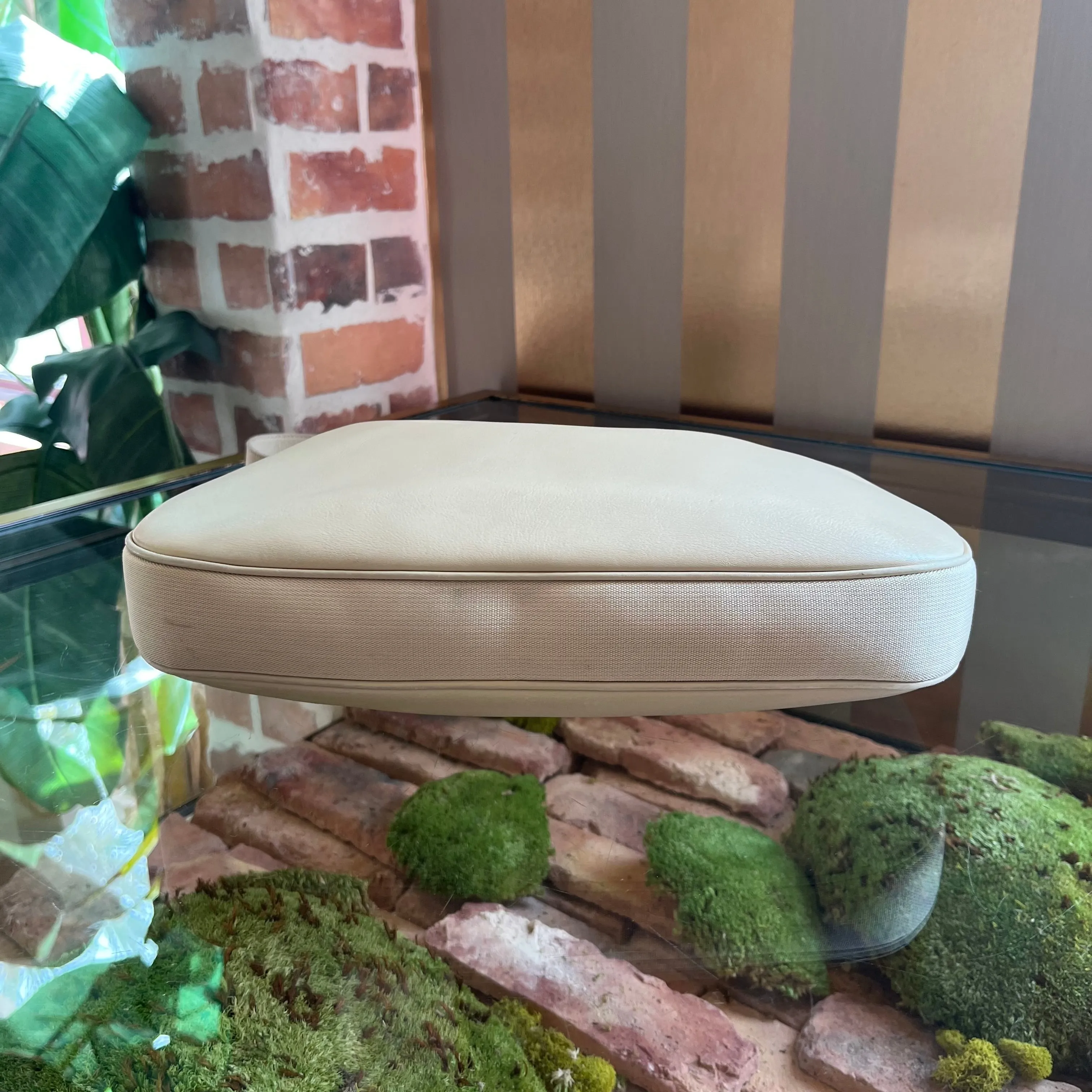 GUCCI Beige Leather Shoulder Bag