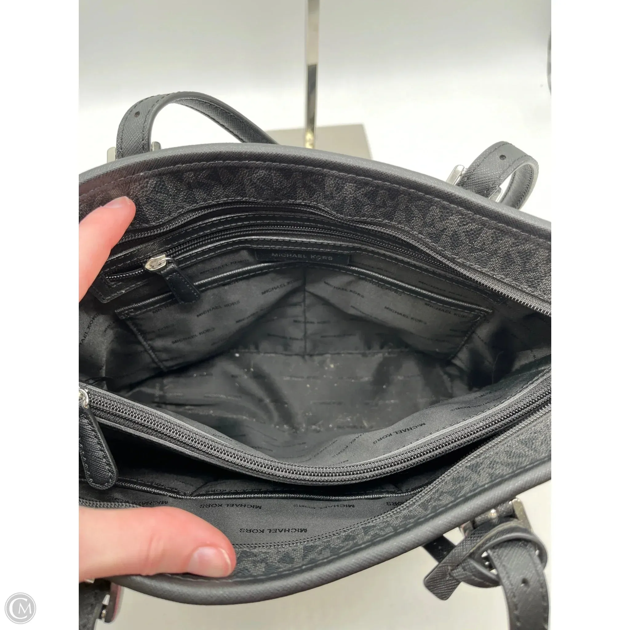 Handbag Designer By Michael Kors, Size: Medium