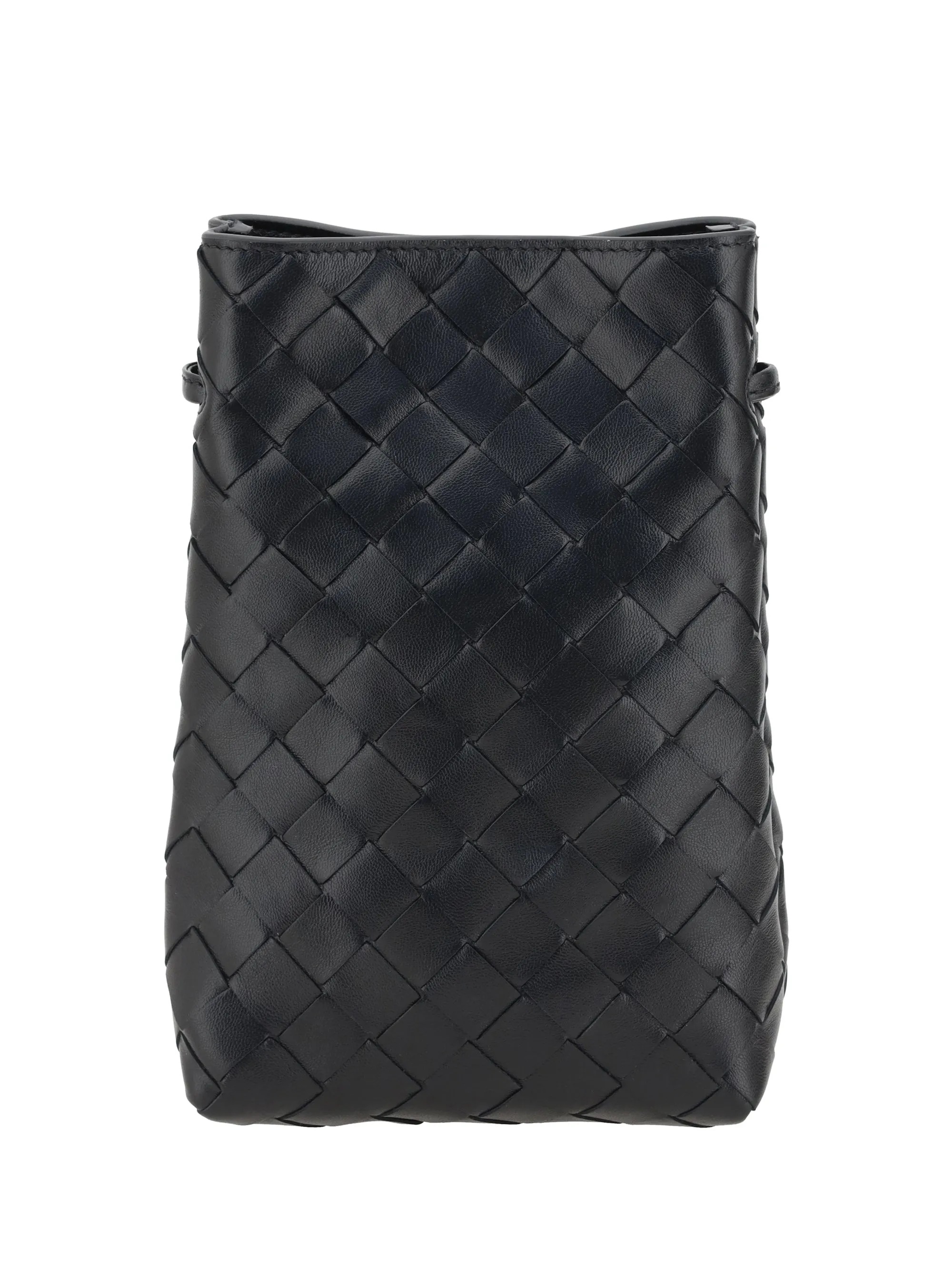 iconic intreccio shoulder bag
