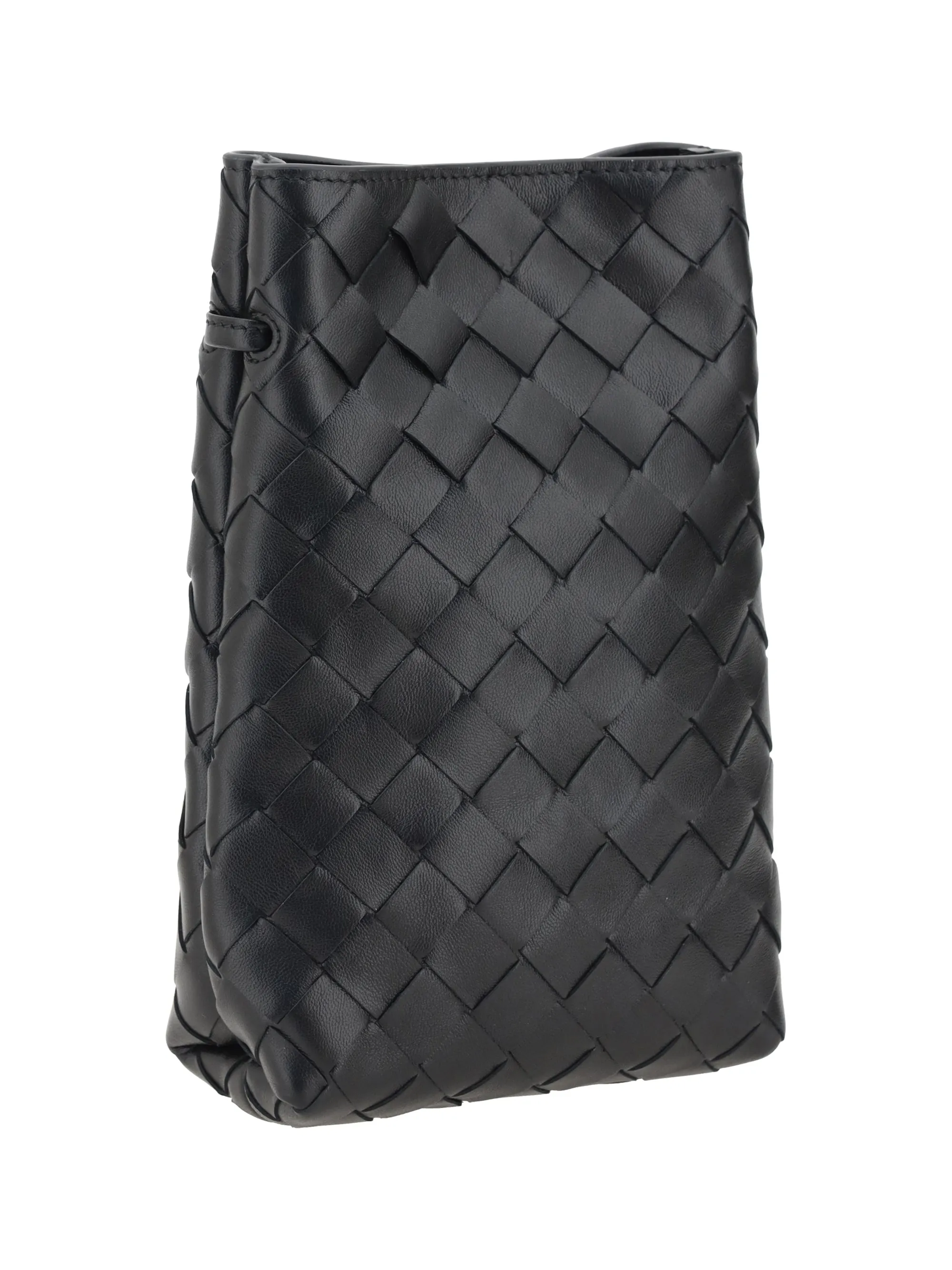 iconic intreccio shoulder bag