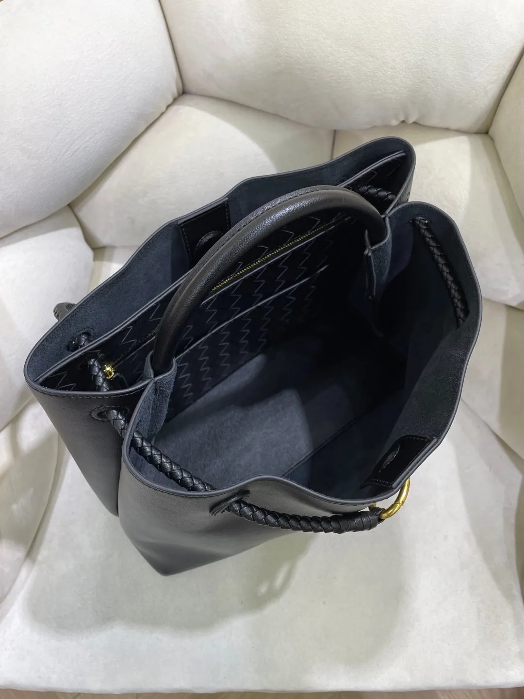 Large Luxury Soft Leather Tote Bag, Aesthetic Handbag With Gold Knot Buckle, Daily Fashion Designer Bag, Crossbody & Shoulder Style