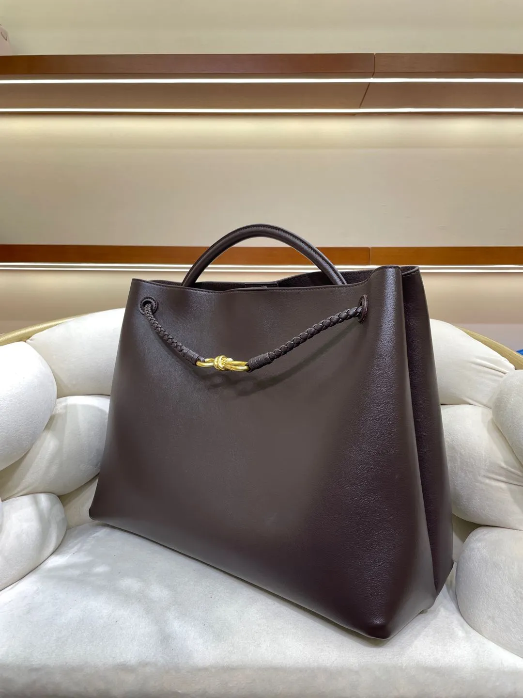Large Luxury Soft Leather Tote Bag, Aesthetic Handbag With Gold Knot Buckle, Daily Fashion Designer Bag, Crossbody & Shoulder Style