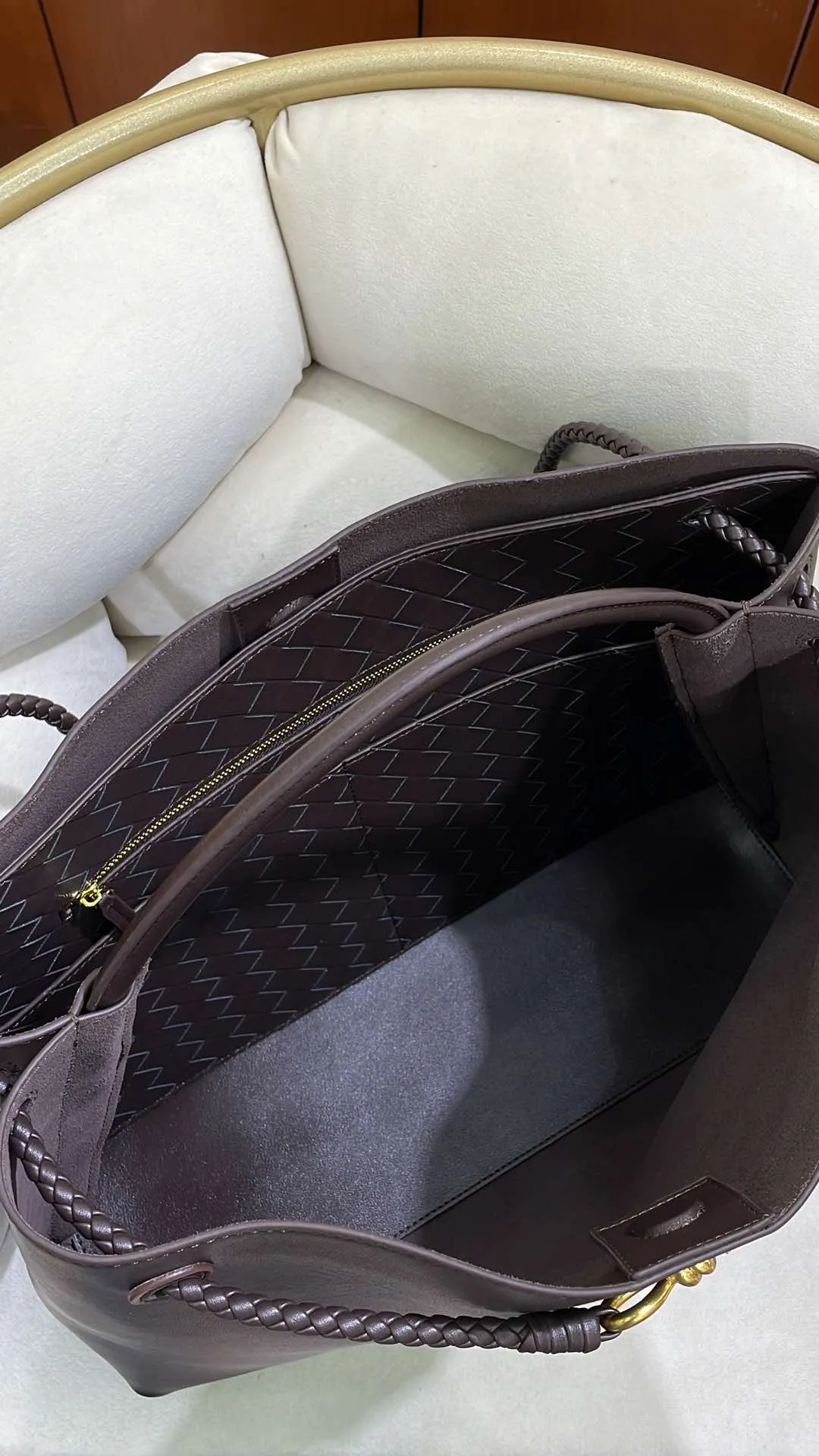 Large Luxury Soft Leather Tote Bag, Aesthetic Handbag With Gold Knot Buckle, Daily Fashion Designer Bag, Crossbody & Shoulder Style
