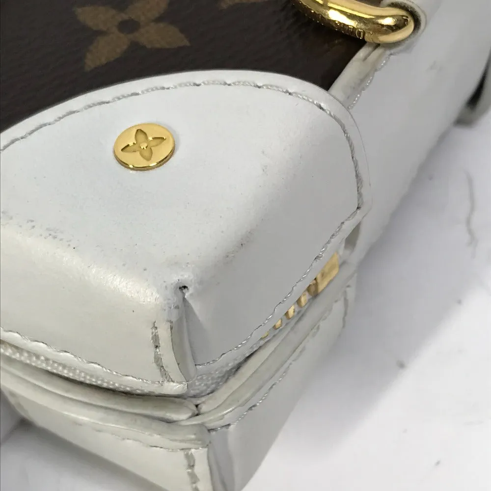 LOUIS VUITTON Shoulder Bag M80102 Leather, Monogram Canvas white LVxNBA Soft Trunk Phone Box