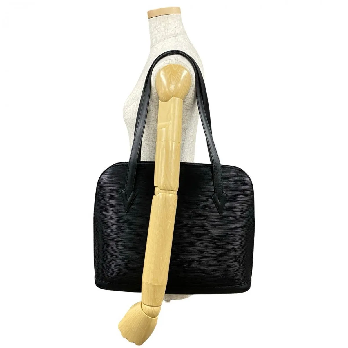 LOUIS VUITTON Tote Bag M52282 leather black Shoulder Bag Epi Lussac