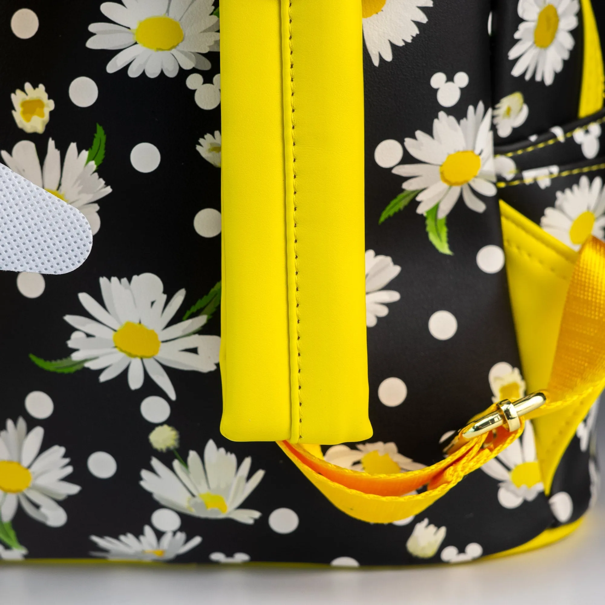 Loungefly x Disney Minnie Mouse Daisies Mini Backpack