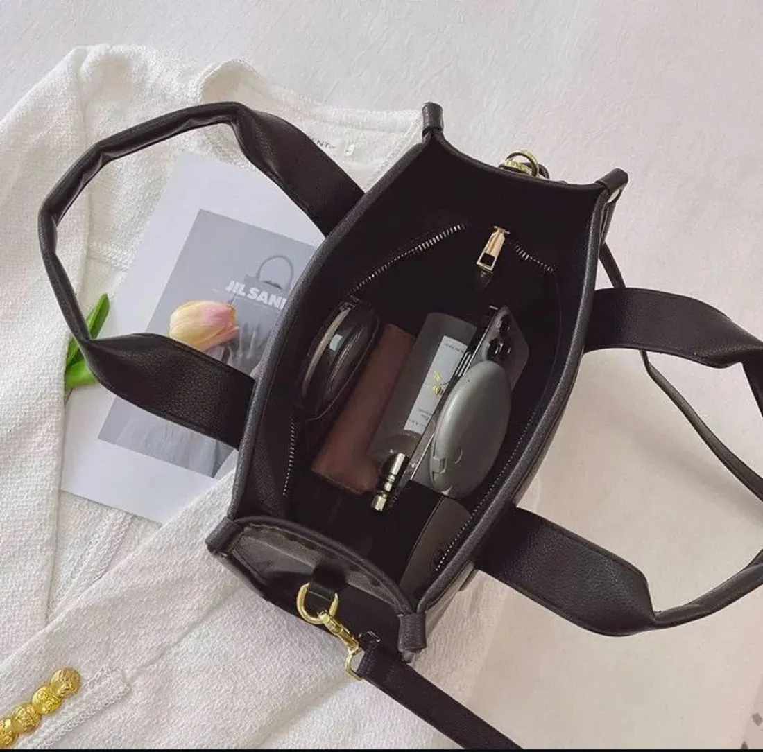 Marc Jacobs Elegant Pink Tote ??Premium Quality