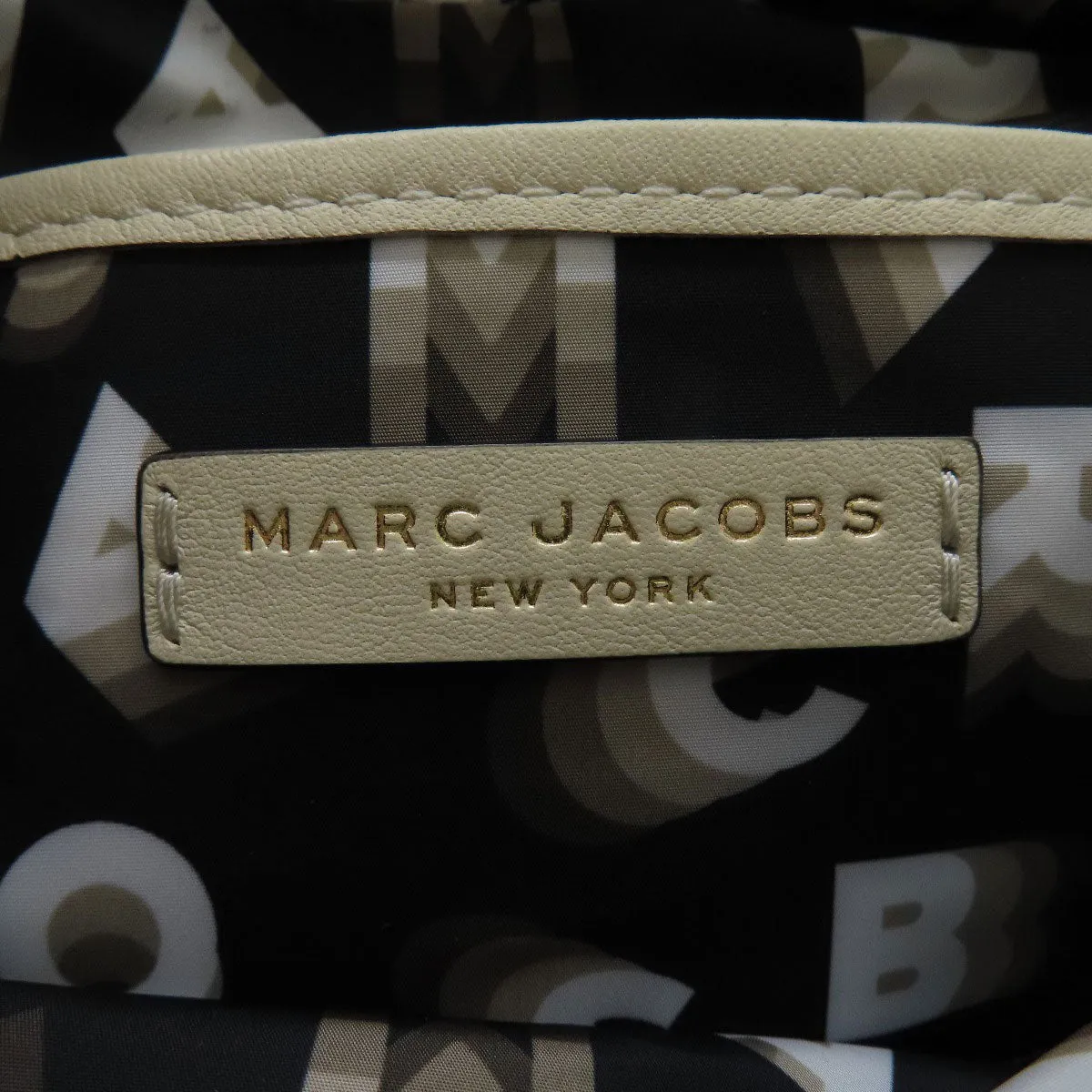 MARC JACOBS Shoulder Bag leather white logo Women Used
