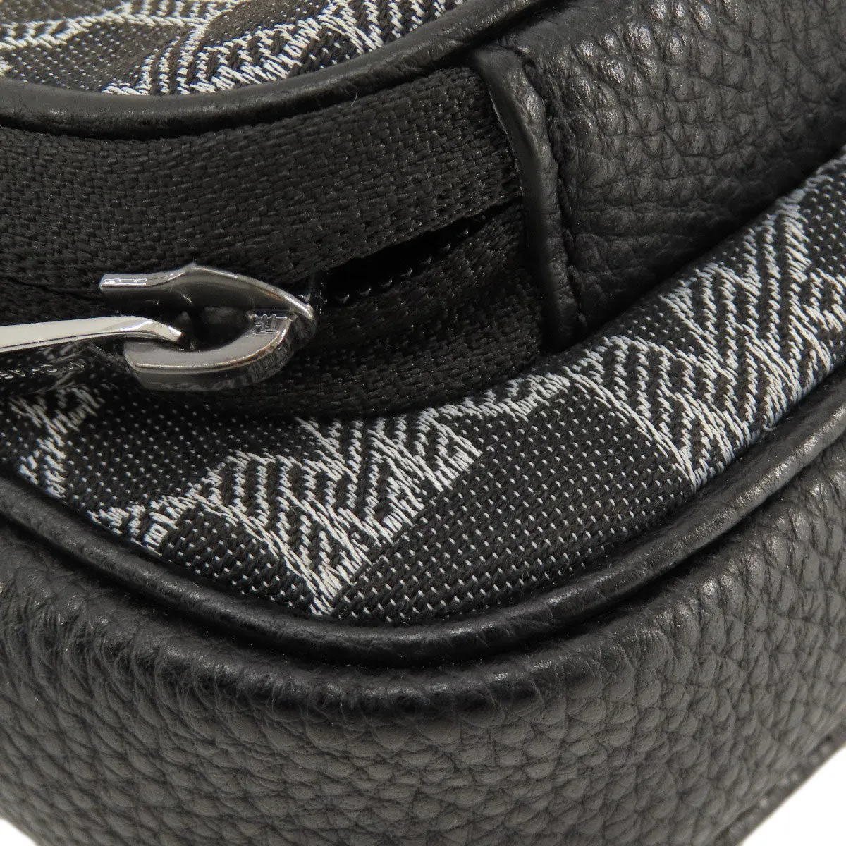 MICHAEL KORS Shoulder Bag canvas black MK signature Women Used