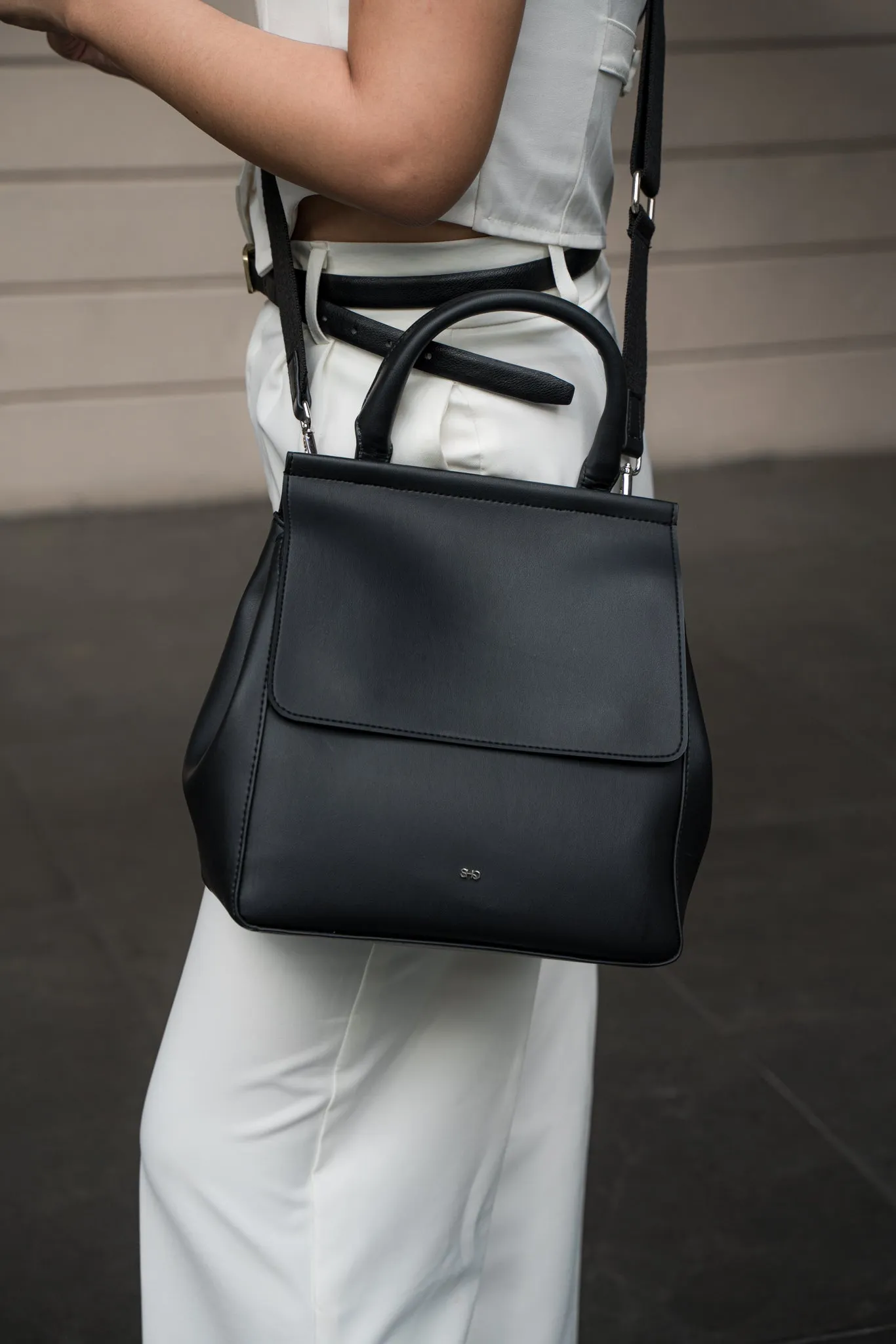 MILAN MATTE VEGAN LEATHER HAND AND SLING BAG BLACK