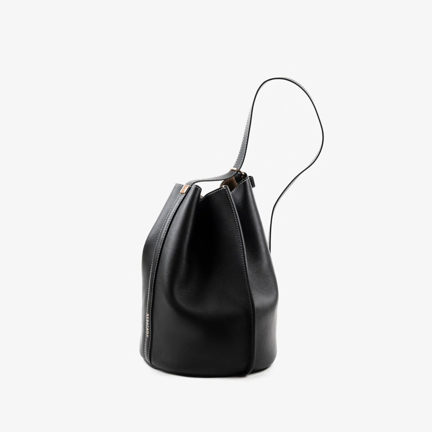 ORUKAMI Flat Hook Convertible Bucket Tote - Black