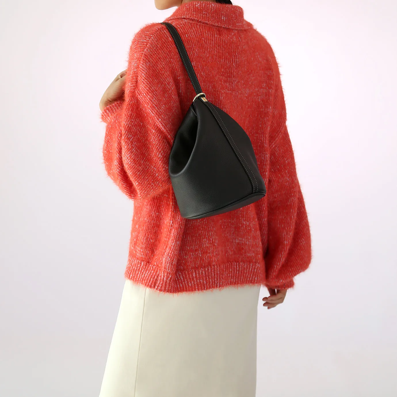 ORUKAMI Soft Convertible Bucket Bag - Black