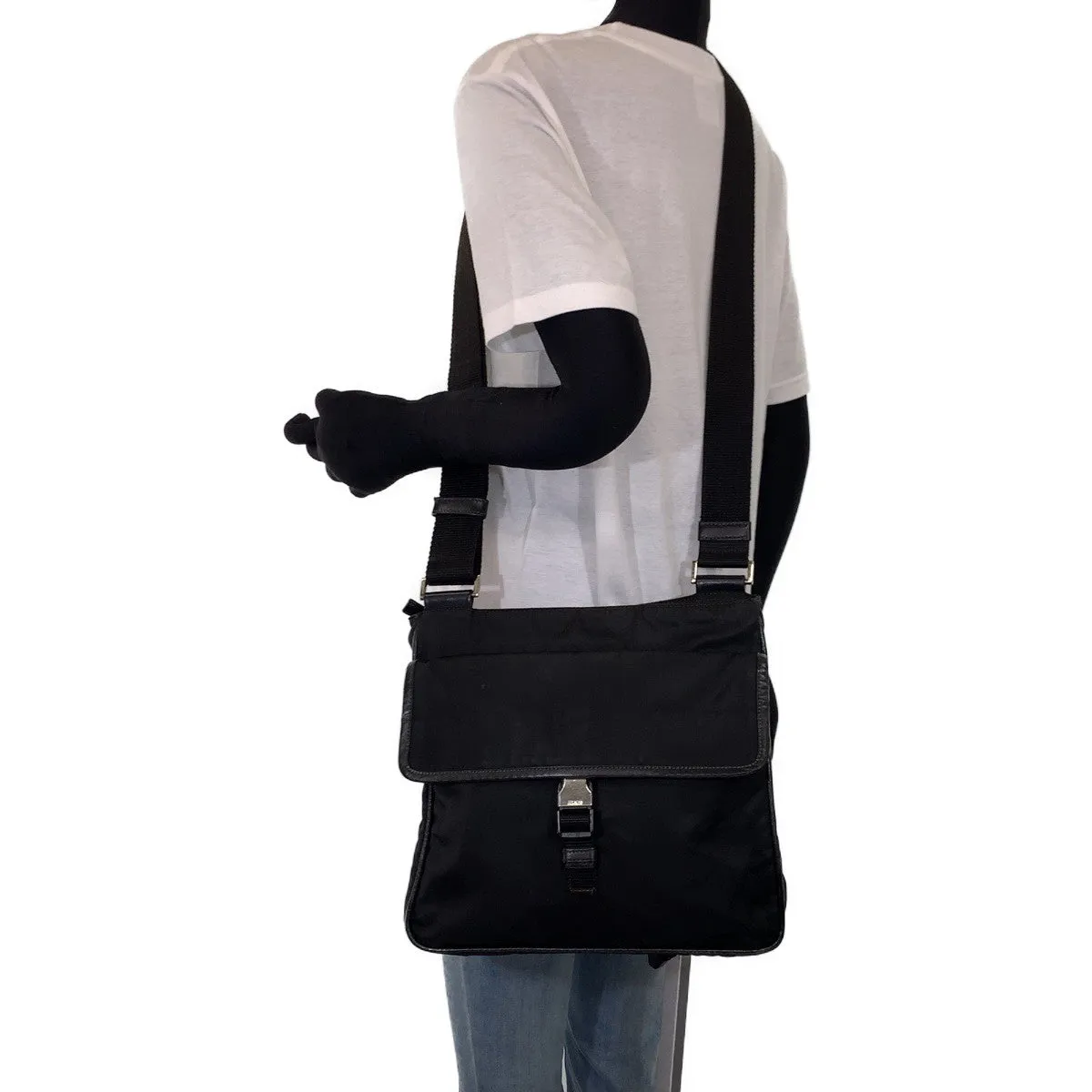 PRADA Shoulder Bag Nylon Black SilverMetal Crossbody Shoulder Bag Messenger Bag Triangle With logo Test mens Used