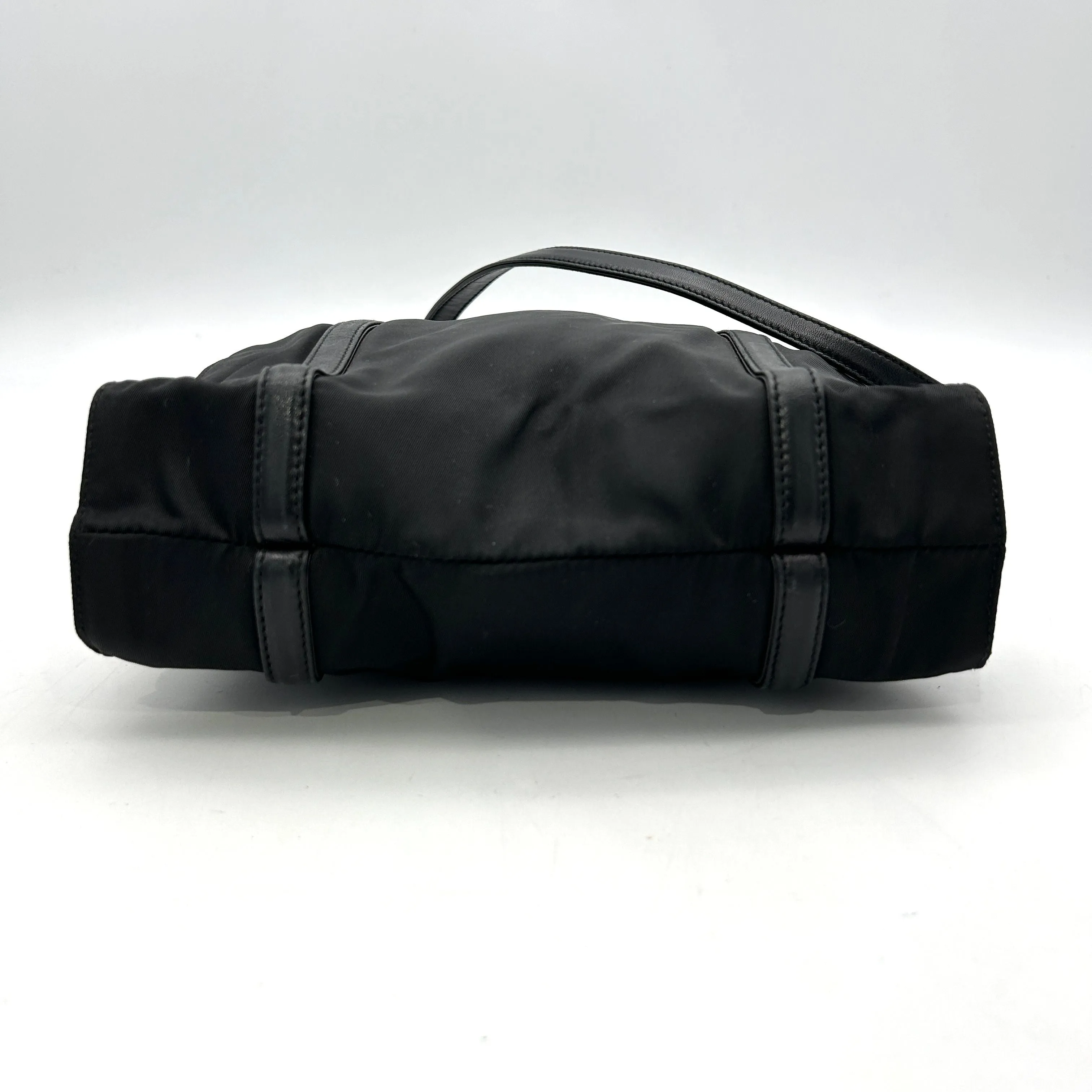 Prada Tessuto Tote - Black Totes, Handbags pr6616sd