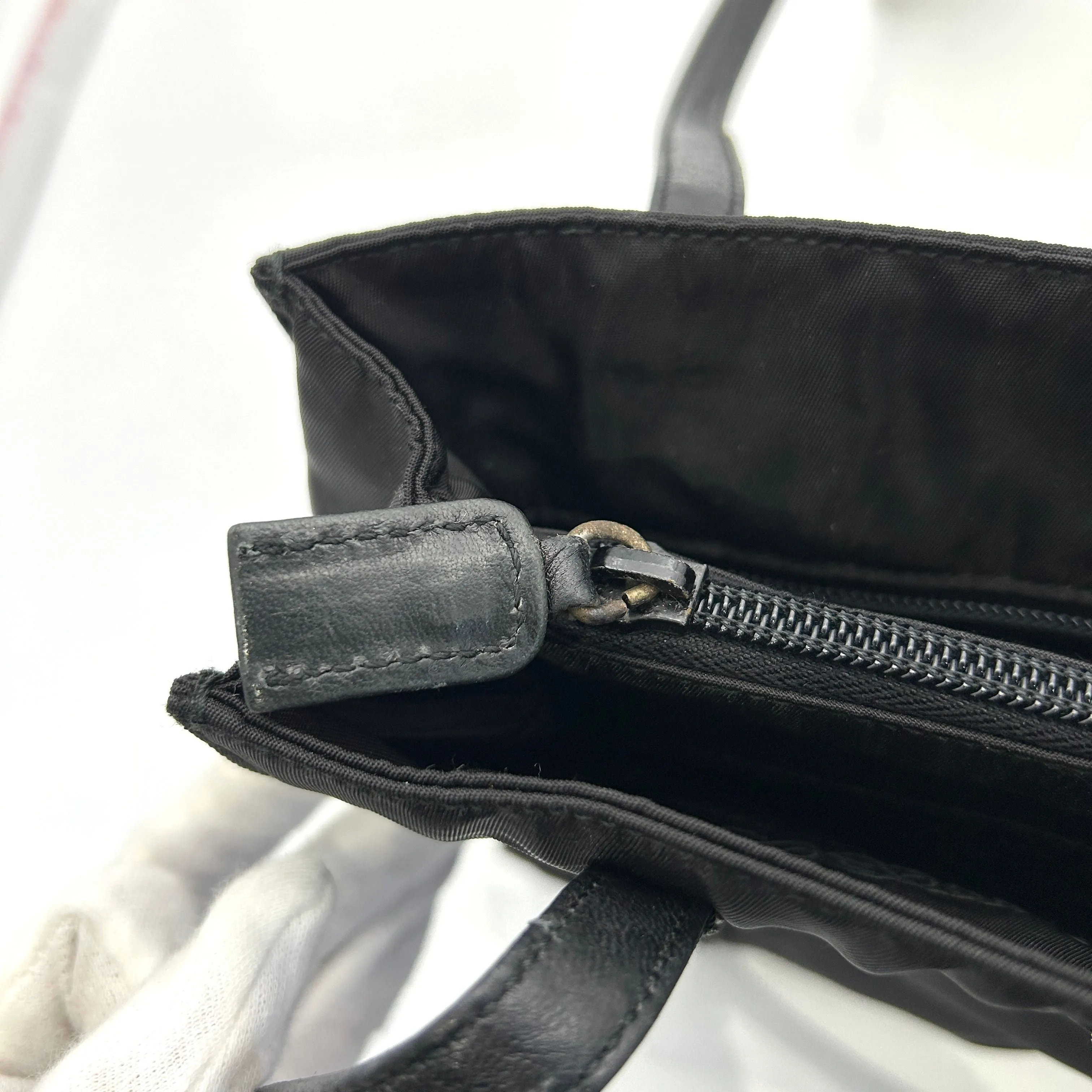 Prada Tessuto Tote - Black Totes, Handbags pr6616sd