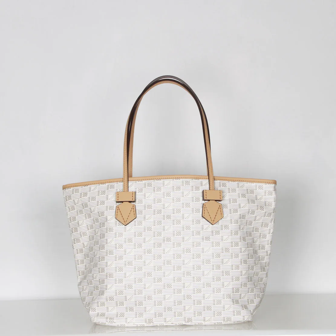 Saint Tropez Open Tote MM, Milk / Cappuccino Trim