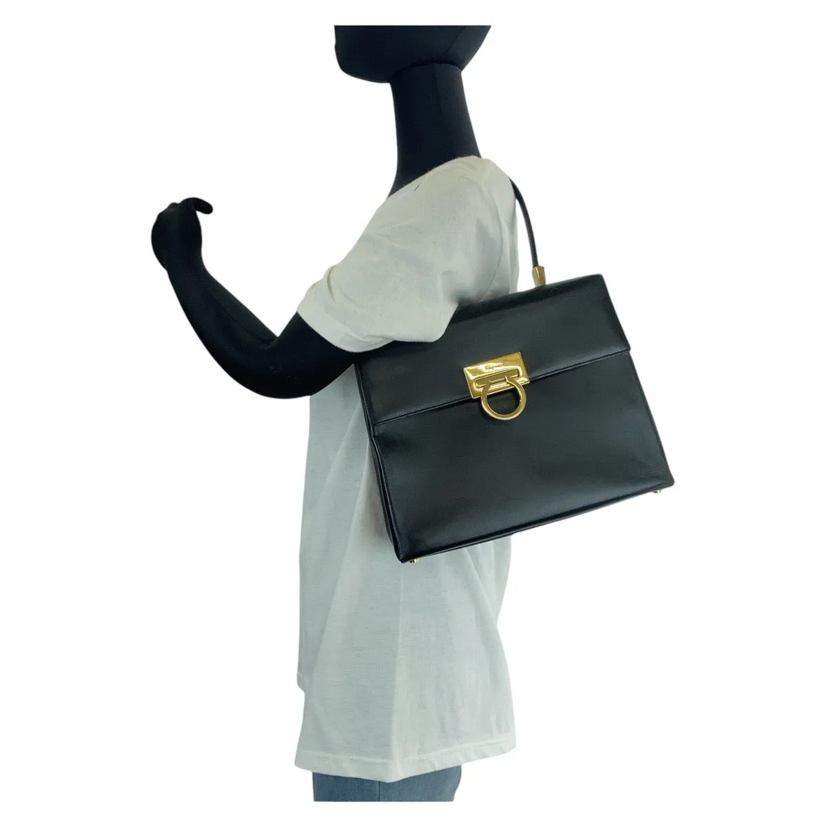 Salvatore Ferragamo Handbag leather Black GoldMetal Handbag Shoulder Bag 2way Gancini Women Used