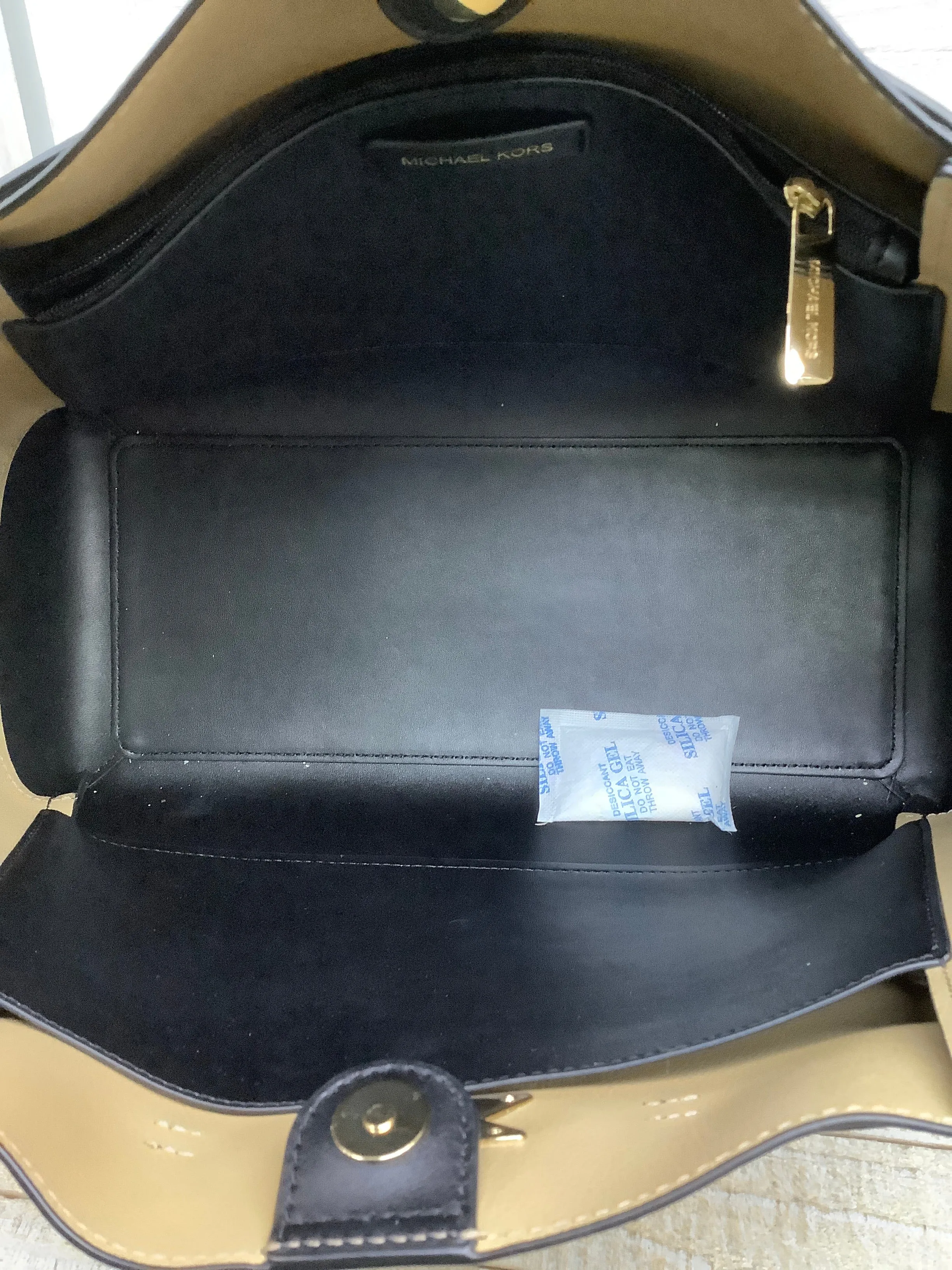 Tote Designer Michael Kors, Size Medium