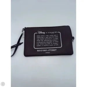 Wristlet Designer By Coach, Size: Large